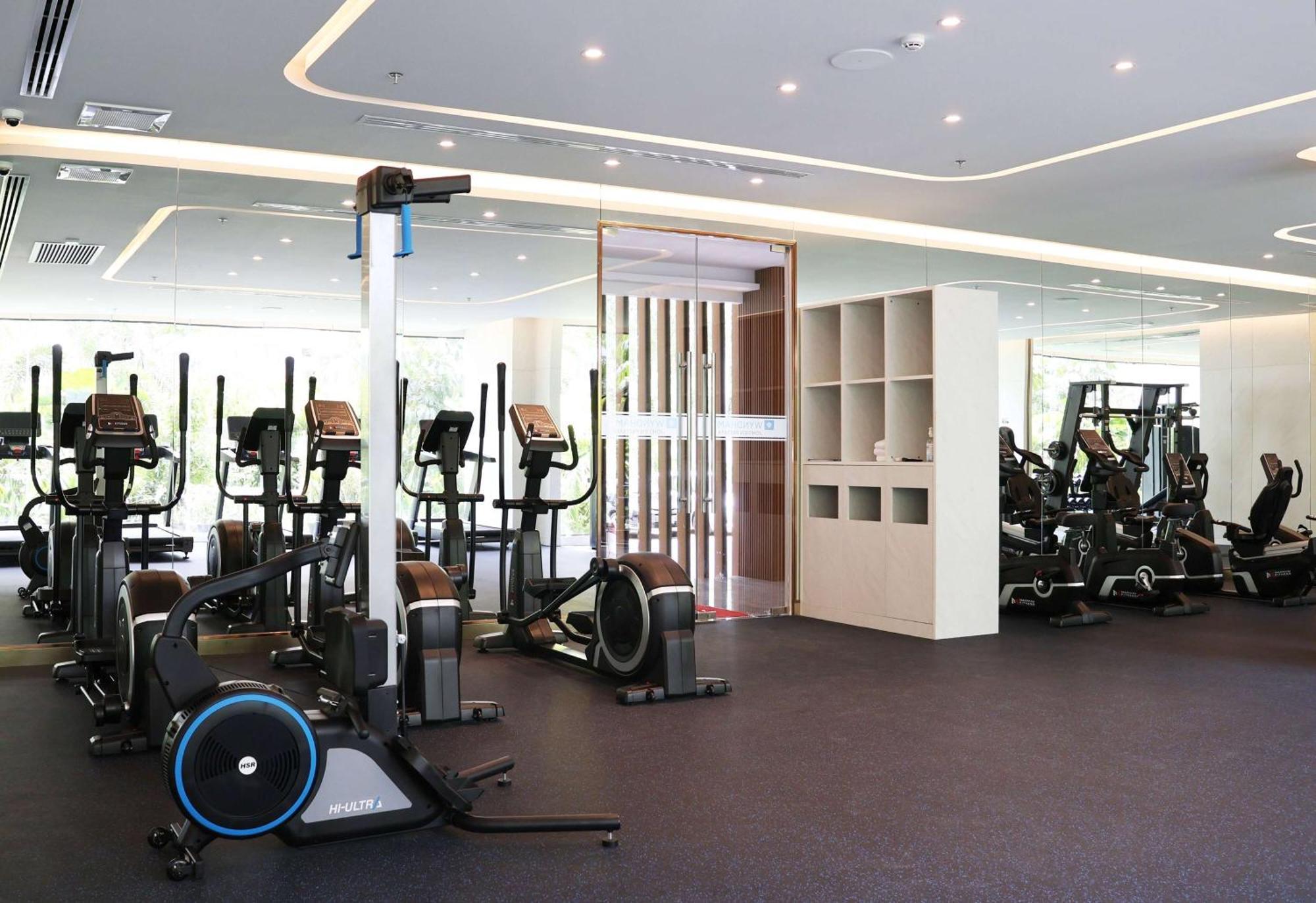 Wyndham Jomtien Pattaya Hotel На Джомтиен Екстериор снимка