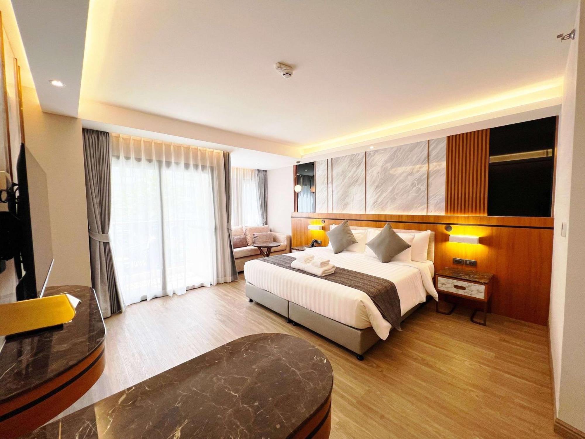 Wyndham Jomtien Pattaya Hotel На Джомтиен Екстериор снимка