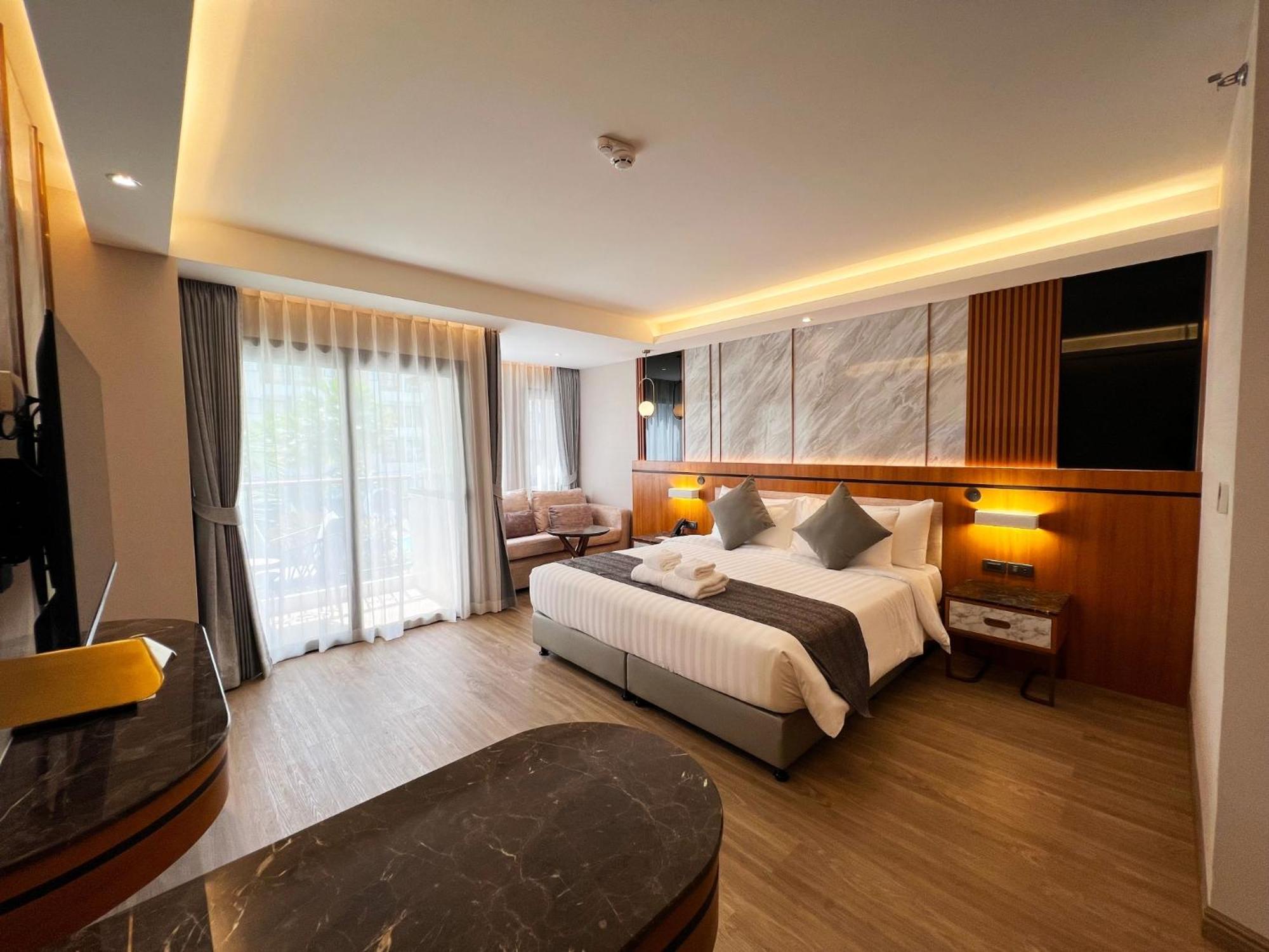 Wyndham Jomtien Pattaya Hotel На Джомтиен Екстериор снимка