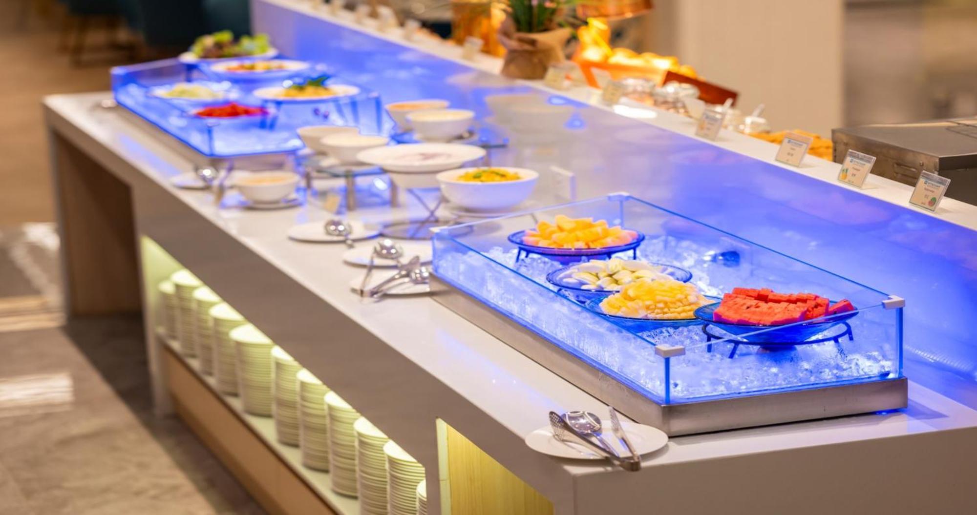Wyndham Jomtien Pattaya Hotel На Джомтиен Екстериор снимка
