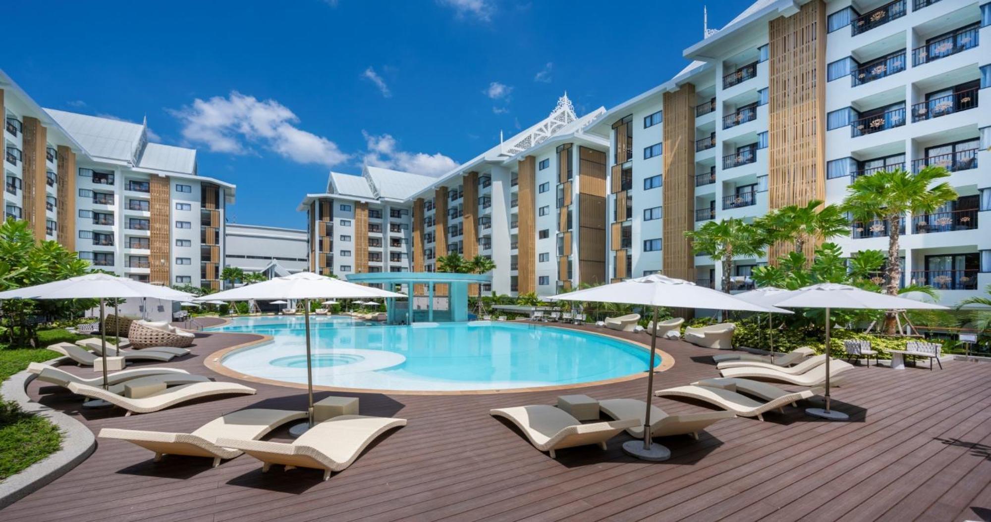Wyndham Jomtien Pattaya Hotel На Джомтиен Екстериор снимка
