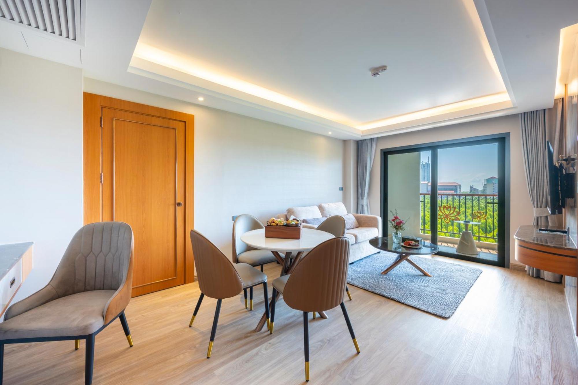 Wyndham Jomtien Pattaya Hotel На Джомтиен Екстериор снимка